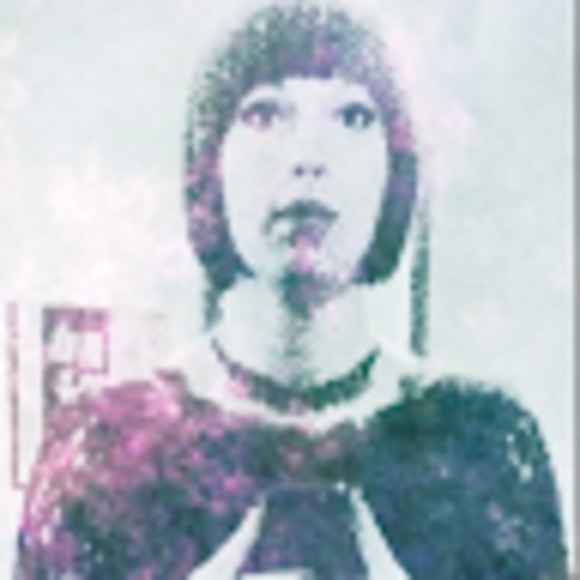 Meet your Posher, Jess - Picture 1 of 1